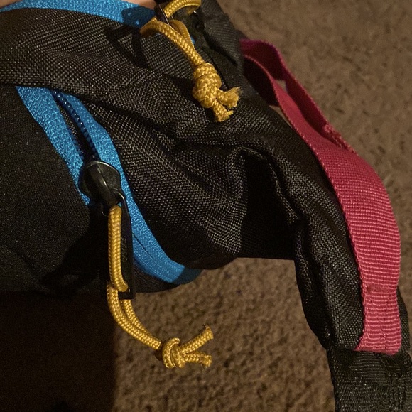 Addidas belt bag/ bum bag - Picture 14 of 16